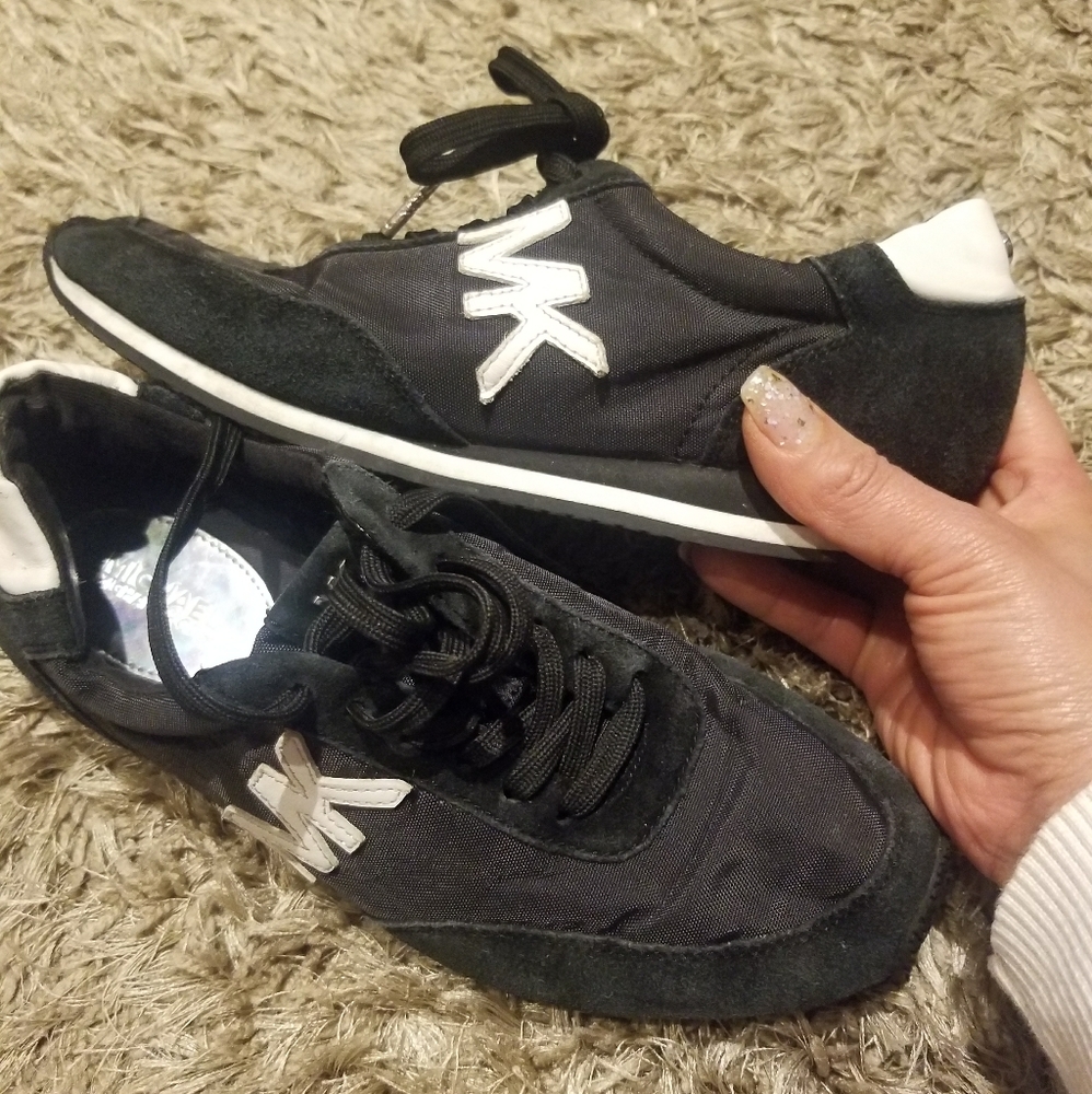 Mk shoes